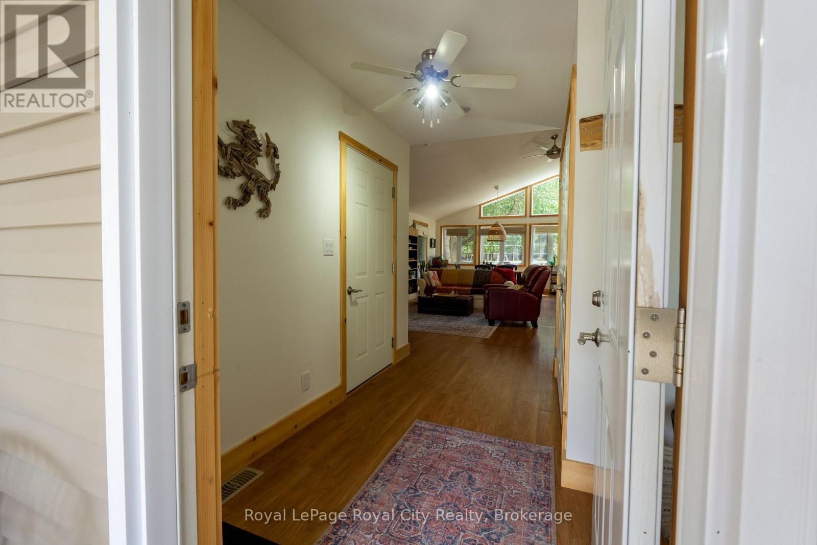 












48 HEAD STREET

,
Northern Bruce Peninsula,




Ontario
N0H2R0

