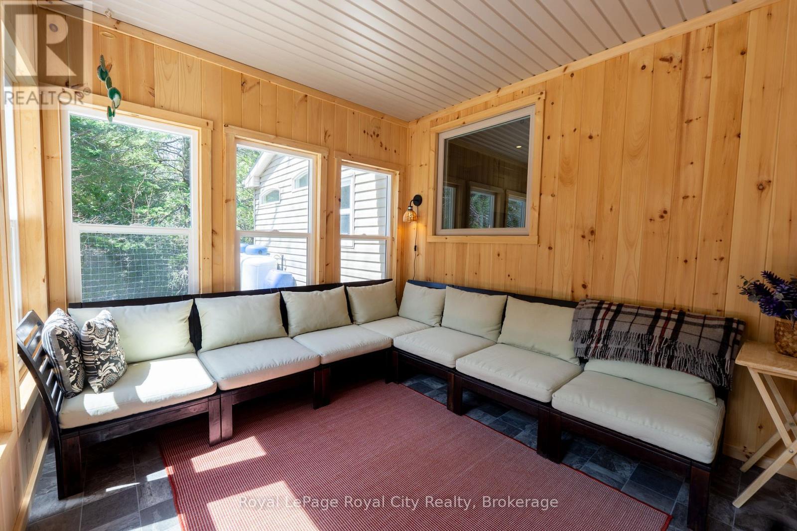 












48 HEAD STREET

,
Northern Bruce Peninsula,




Ontario
N0H2R0

