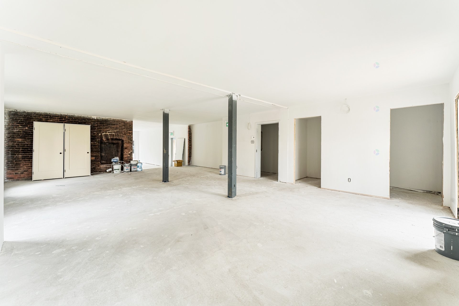 









30


Rue Principale E.

,
Magog,




QC
J1X2A5

