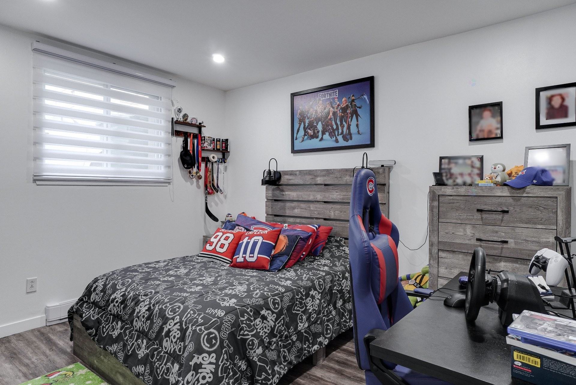









9324


Rue Gabrielle-Roy

,
Montréal (Rivière-des-Prairies/Pointe-aux-Trembles),




QC
H1E7B9

