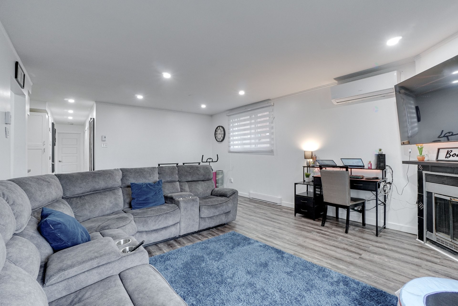 









9324


Rue Gabrielle-Roy

,
Montréal (Rivière-des-Prairies/Pointe-aux-Trembles),




QC
H1E7B9

