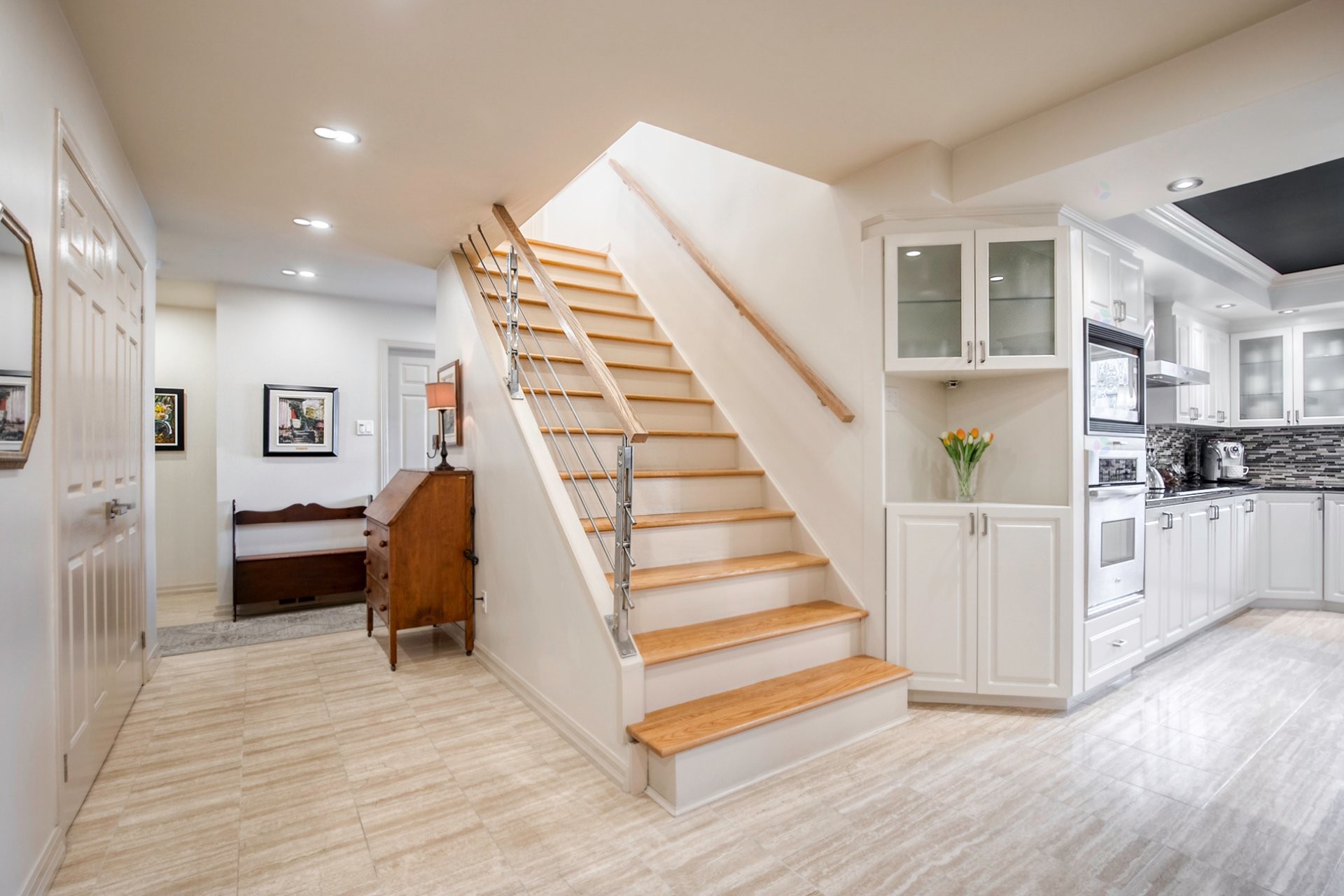 









2081


Rue Montarville

,
Saint-Bruno-de-Montarville,




QC
J3V3V8

