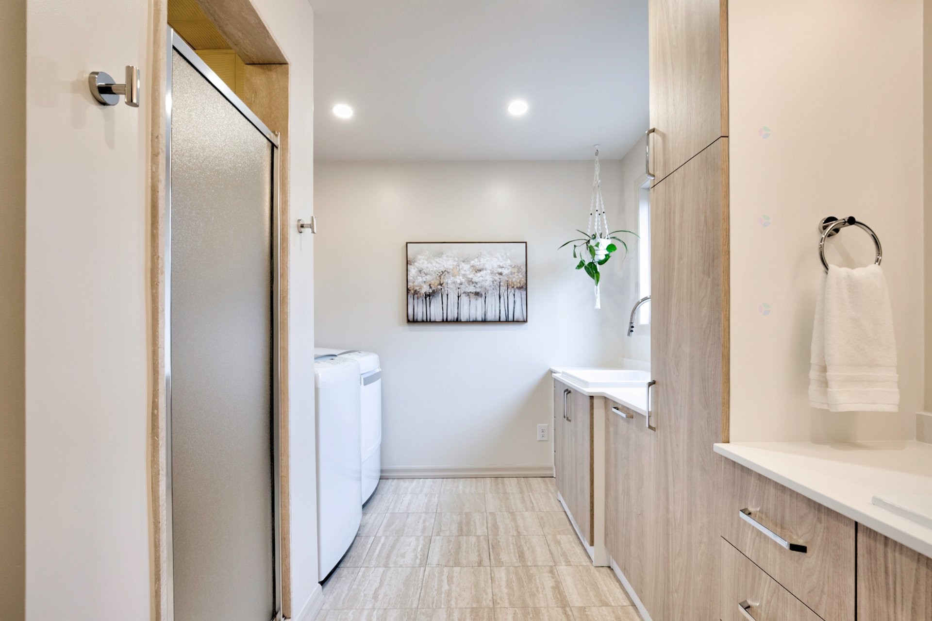 









2081


Rue Montarville

,
Saint-Bruno-de-Montarville,




QC
J3V3V8


