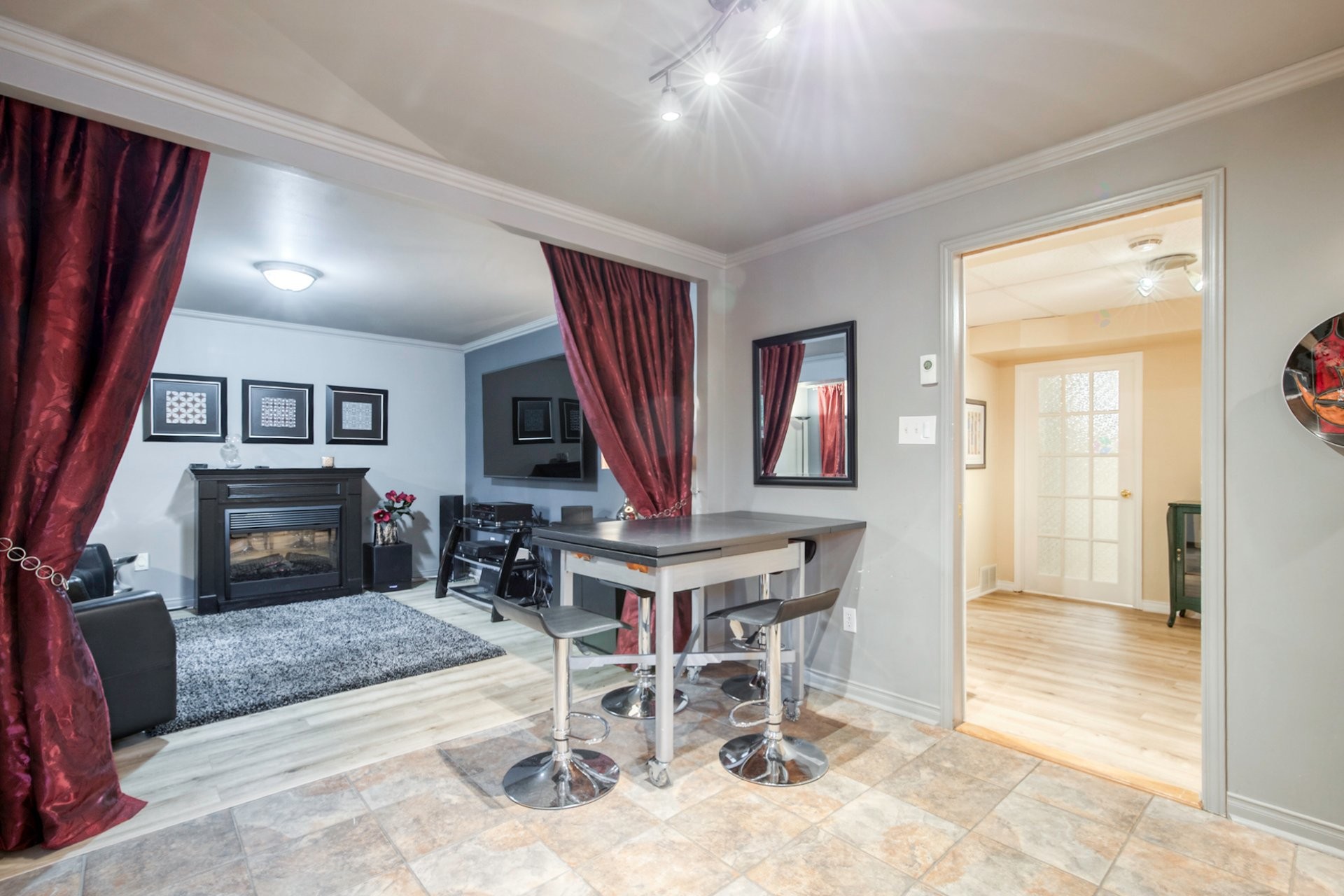 









2081


Rue Montarville

,
Saint-Bruno-de-Montarville,




QC
J3V3V8

