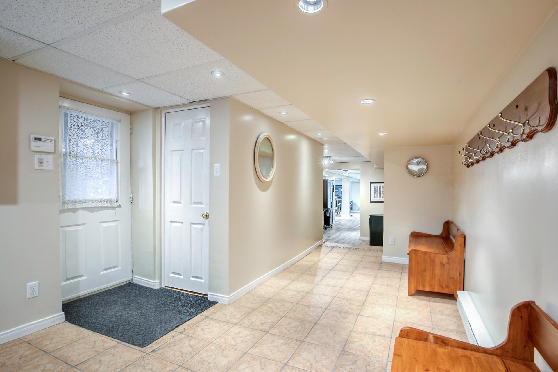 









2081


Rue Montarville

,
Saint-Bruno-de-Montarville,




QC
J3V3V8


