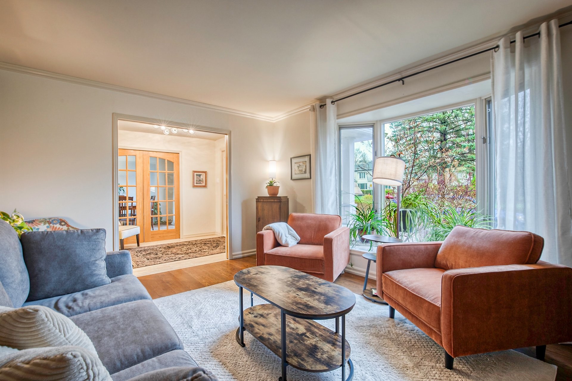 









2081


Rue Montarville

,
Saint-Bruno-de-Montarville,




QC
J3V3V8

