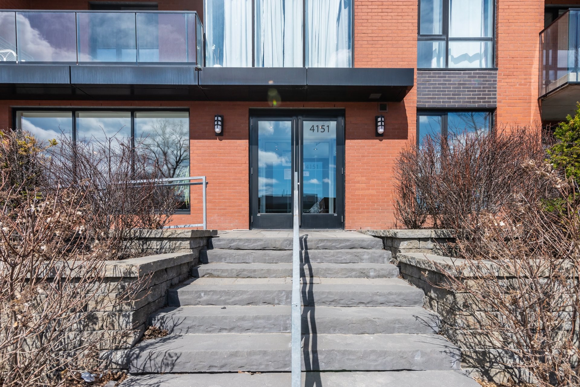 









4151


Rue De Salaberry

, 206,
Montréal (Ahuntsic-Cartierville),




QC
H4J1H2

