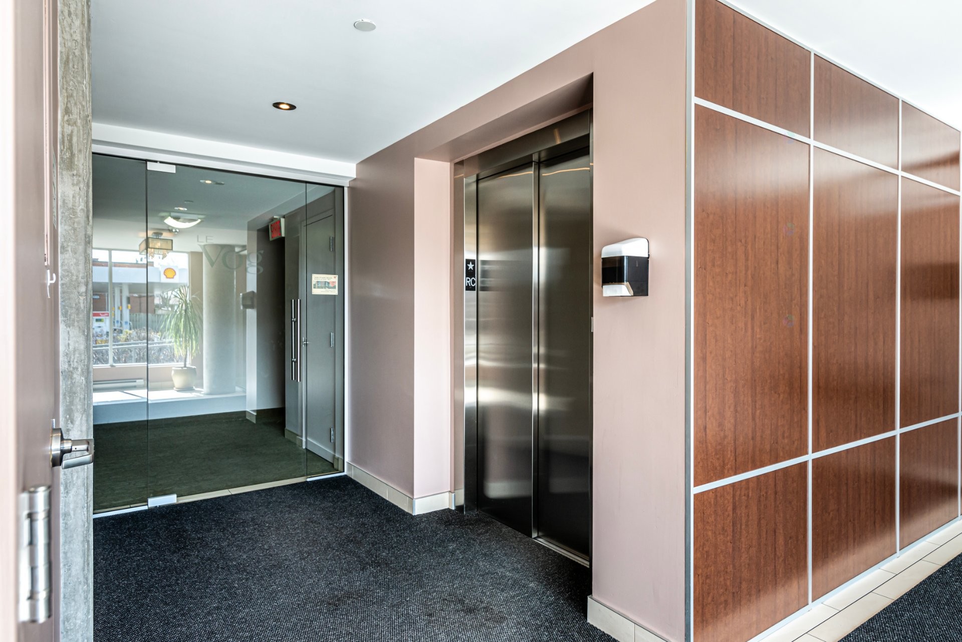 









4151


Rue De Salaberry

, 206,
Montréal (Ahuntsic-Cartierville),




QC
H4J1H2

