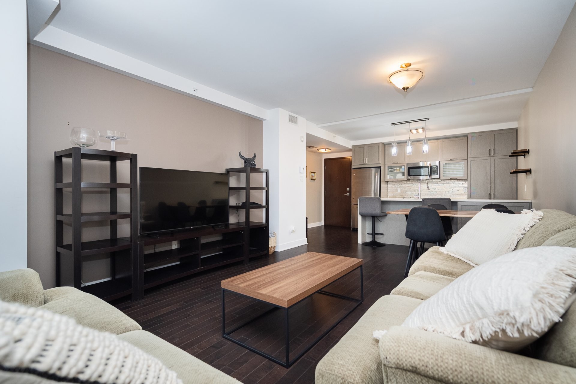 









4151


Rue De Salaberry

, 206,
Montréal (Ahuntsic-Cartierville),




QC
H4J1H2

