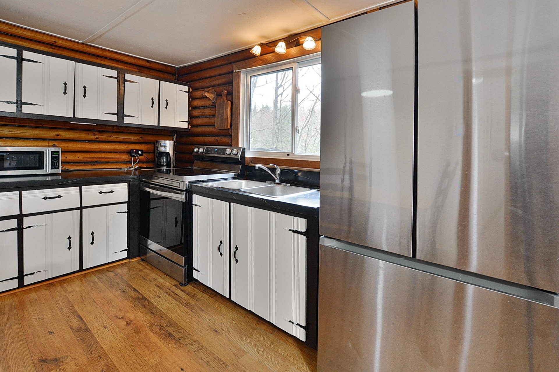 









37


Rue Kennedy

,
Brownsburg-Chatham,




QC
J8G2N8

