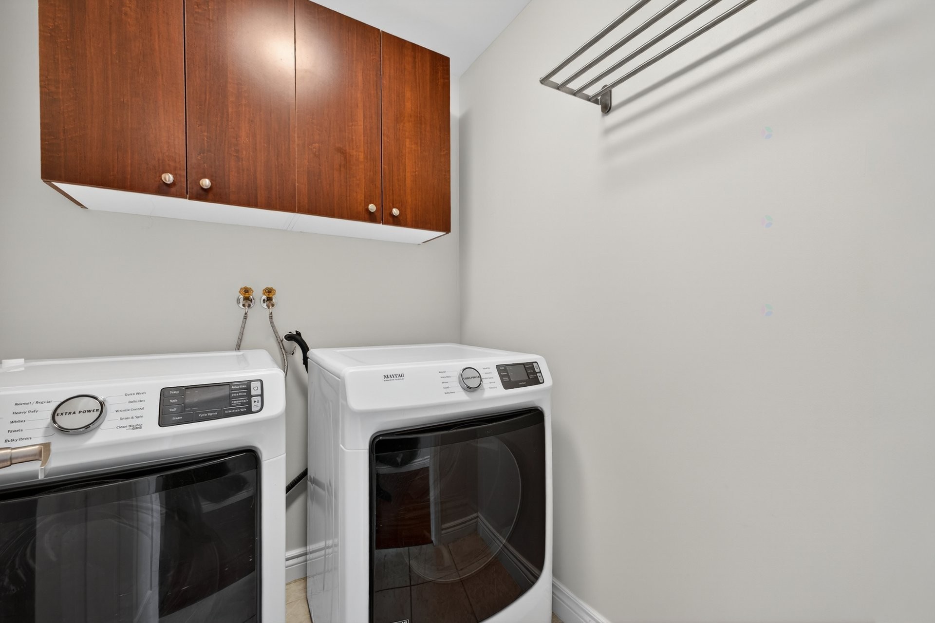 









16689


Boul. de Pierrefonds

, 201,
Montréal (Pierrefonds-Roxboro),




QC
H9H5L8

