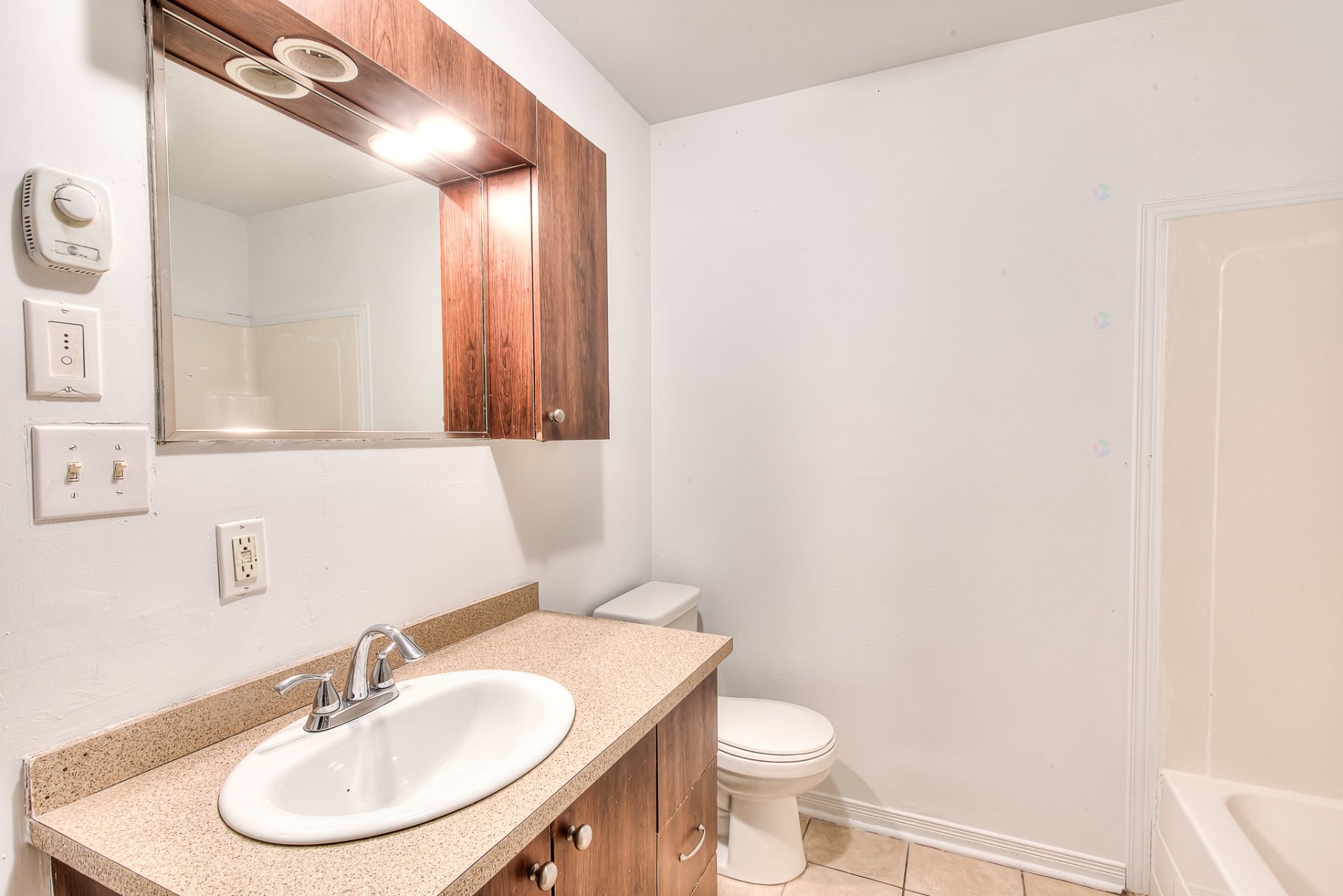 









75


Ch. de la Grande-Côte

, 2,
Boisbriand,




QC
J7G1C2


