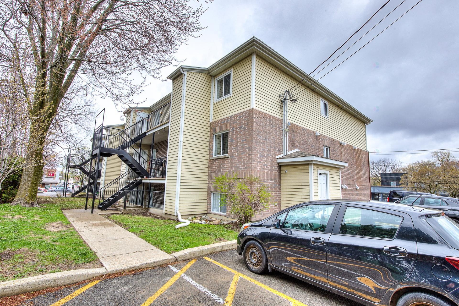 









75


Ch. de la Grande-Côte

, 2,
Boisbriand,




QC
J7G1C2


