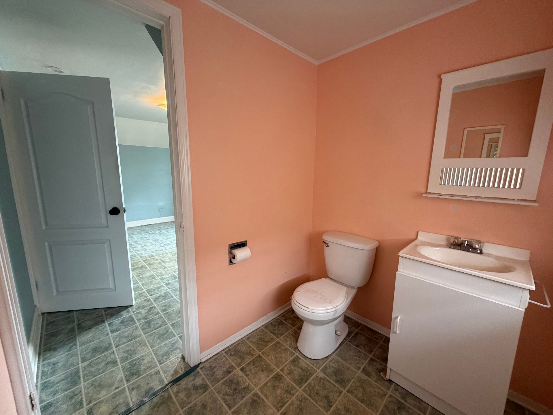 









166


Rue Durocher

,
Gatineau (Hull),




QC
J8Y2S6

