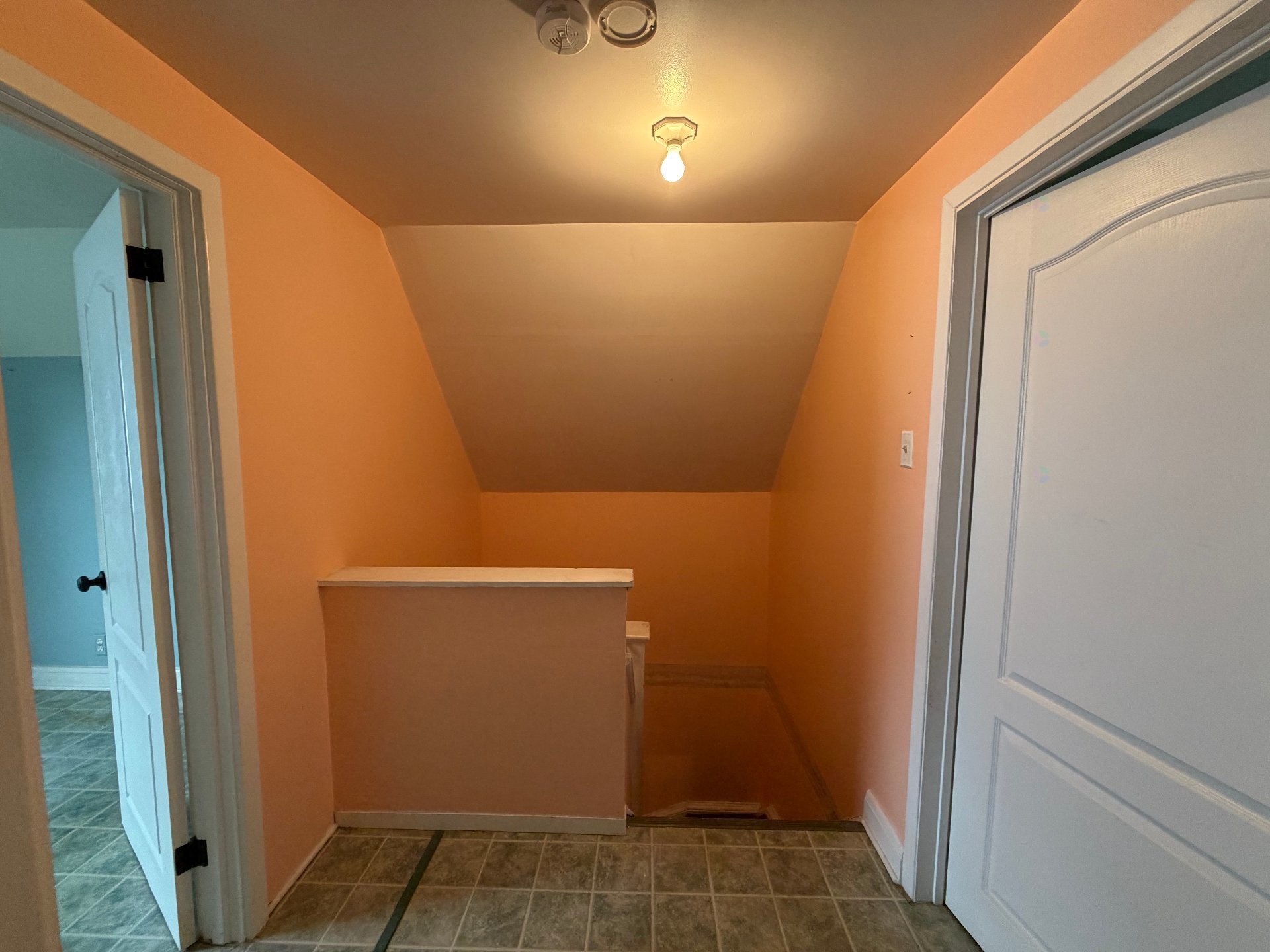 









166


Rue Durocher

,
Gatineau (Hull),




QC
J8Y2S6

