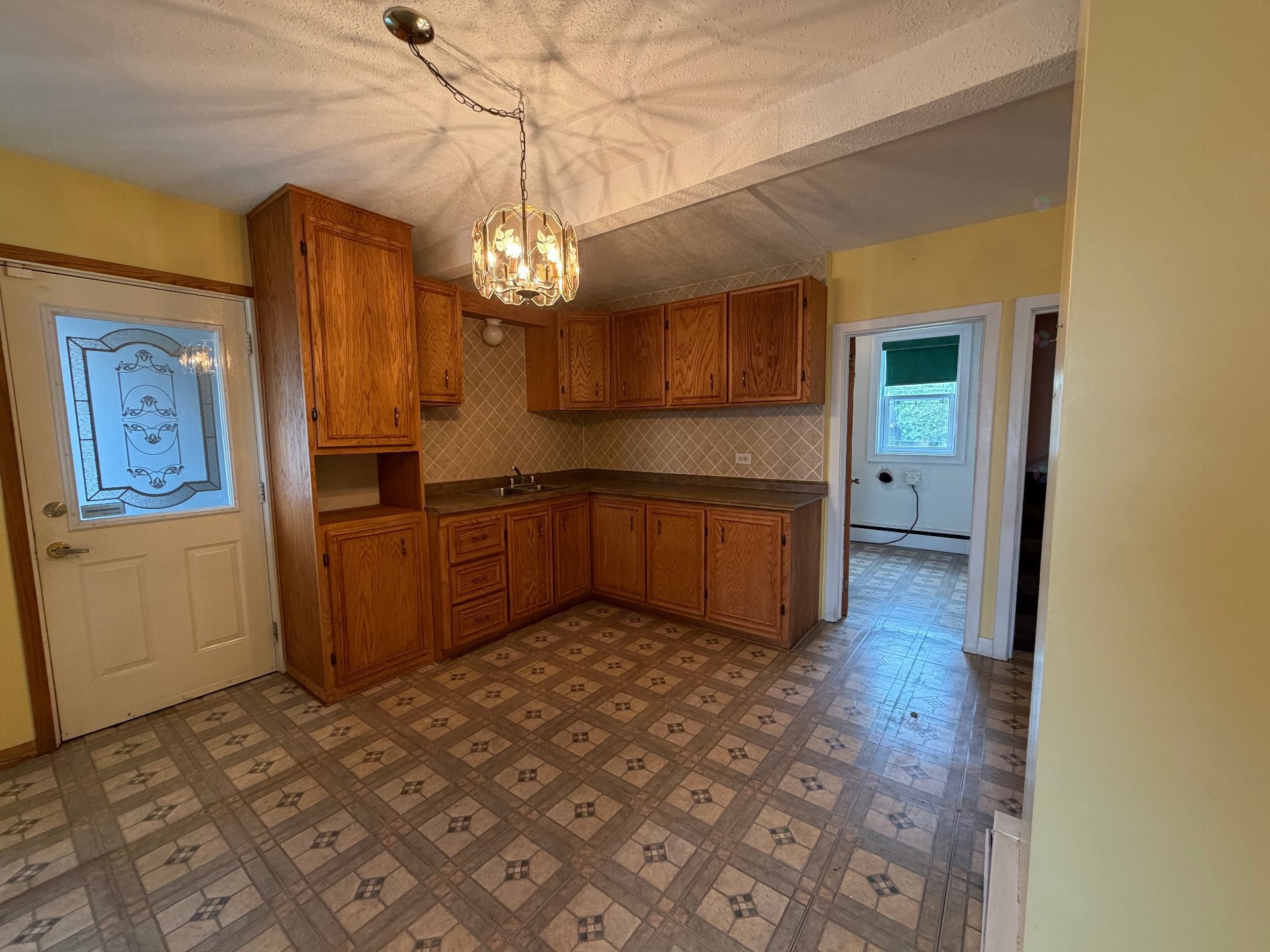 









166


Rue Durocher

,
Gatineau (Hull),




QC
J8Y2S6

