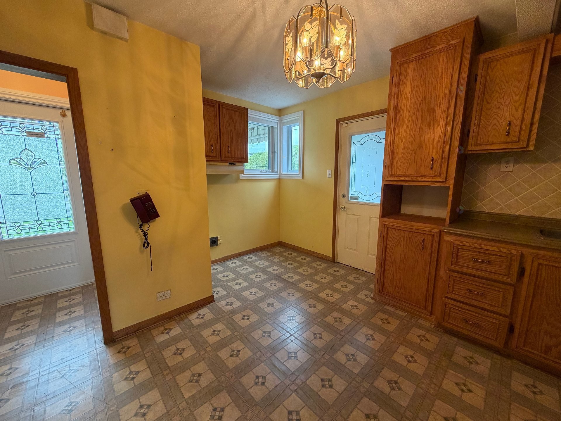 









166


Rue Durocher

,
Gatineau (Hull),




QC
J8Y2S6


