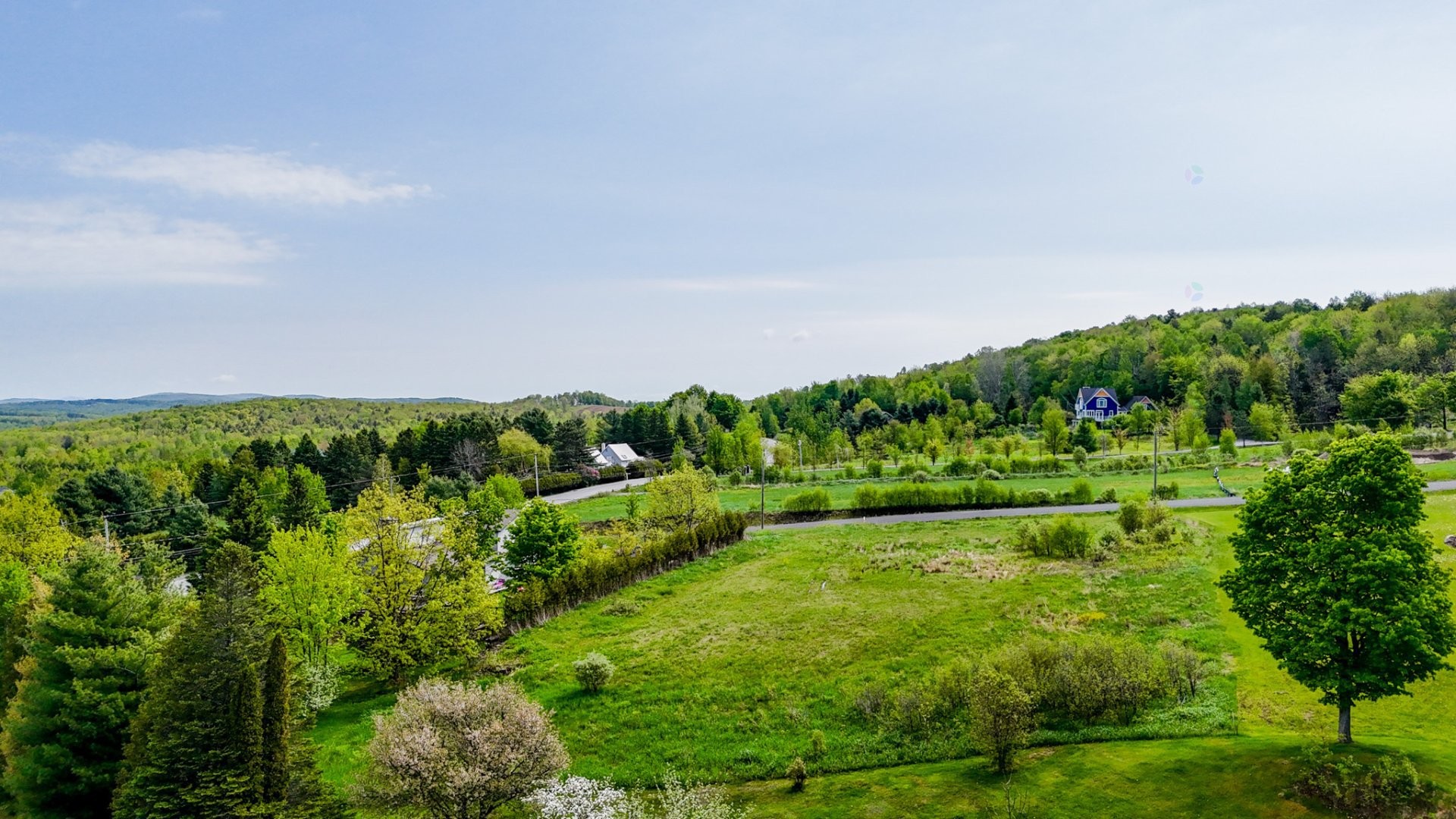












Rue Dubois

,
Sainte-Catherine-de-Hatley,







QC
J0B1W0

