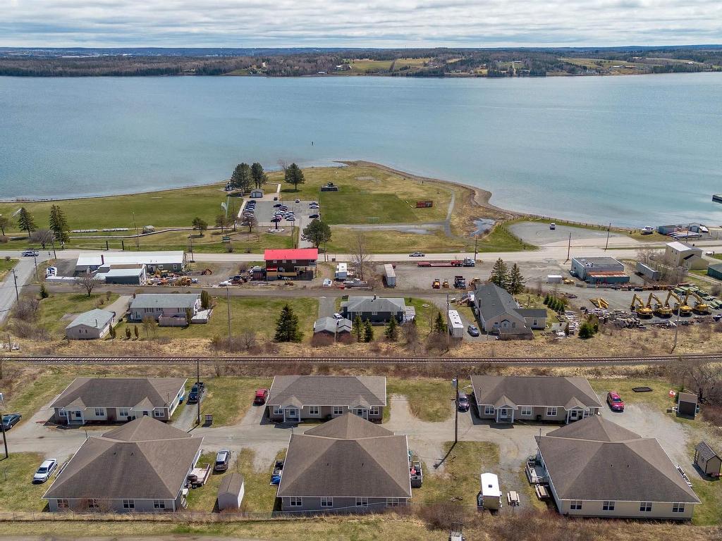 












3 Mosher Lane

,
Upper North Sydney,




NS
B2A 0B2

