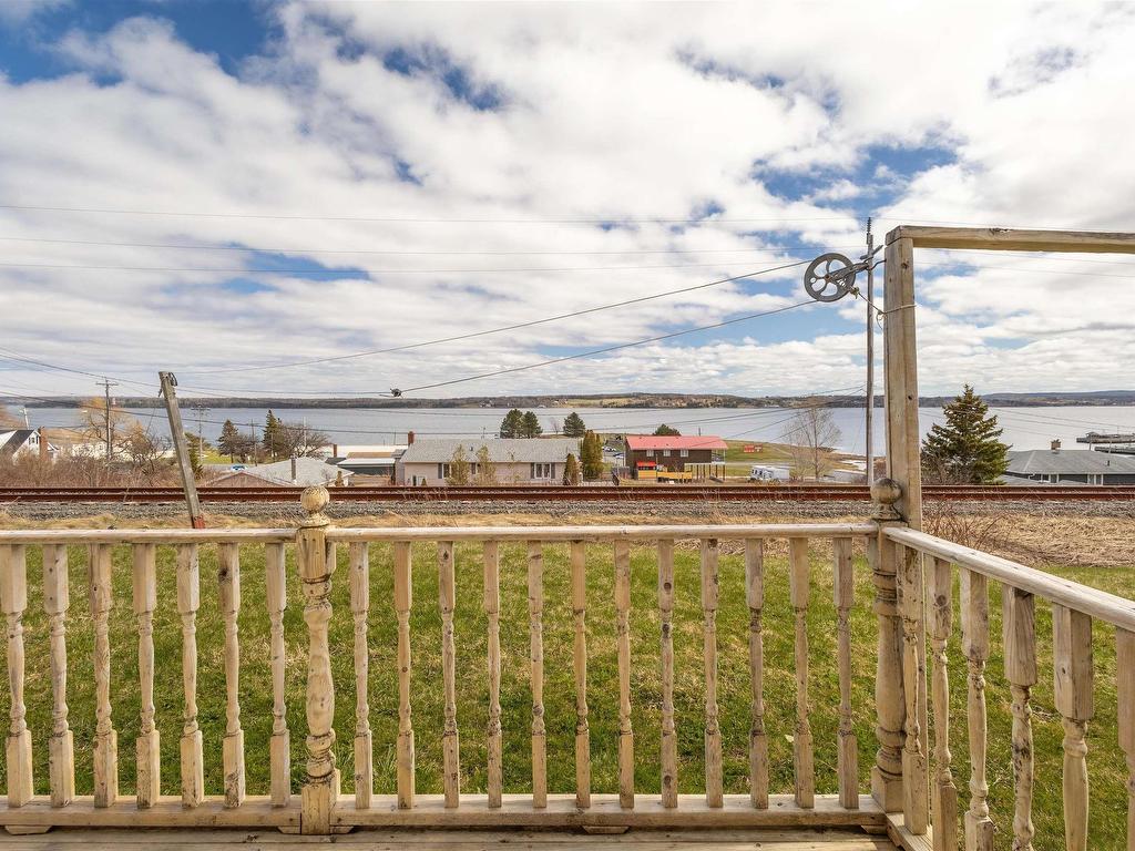 












3 Mosher Lane

,
Upper North Sydney,




NS
B2A 0B2

