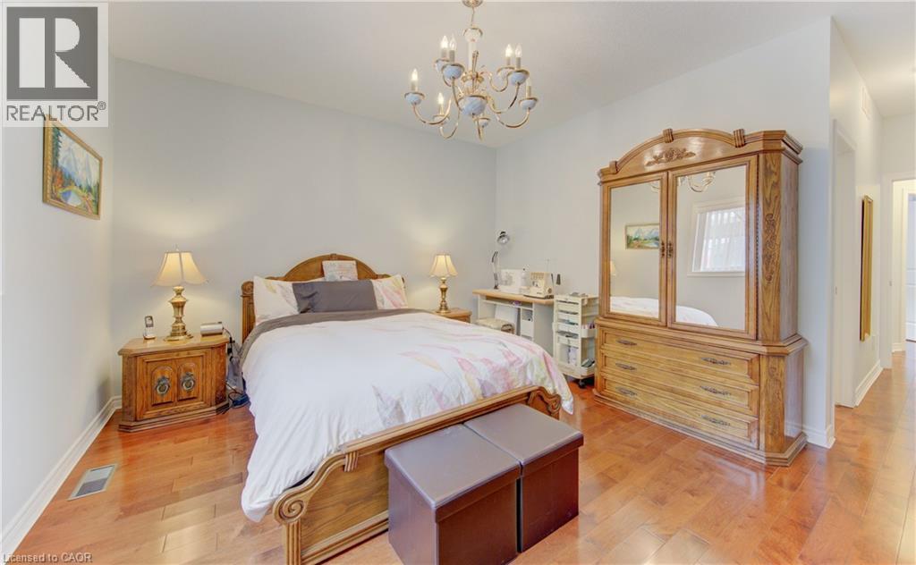 












369 ZELLER Drive

,
Kitchener,




Ontario
N2A0A3

