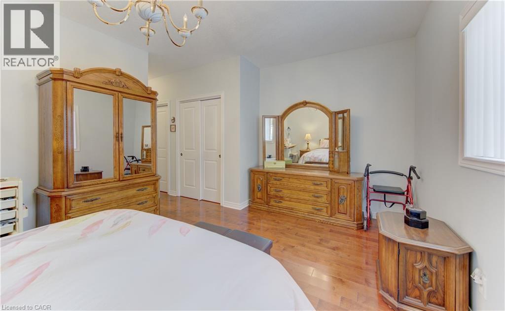 












369 ZELLER Drive

,
Kitchener,




Ontario
N2A0A3

