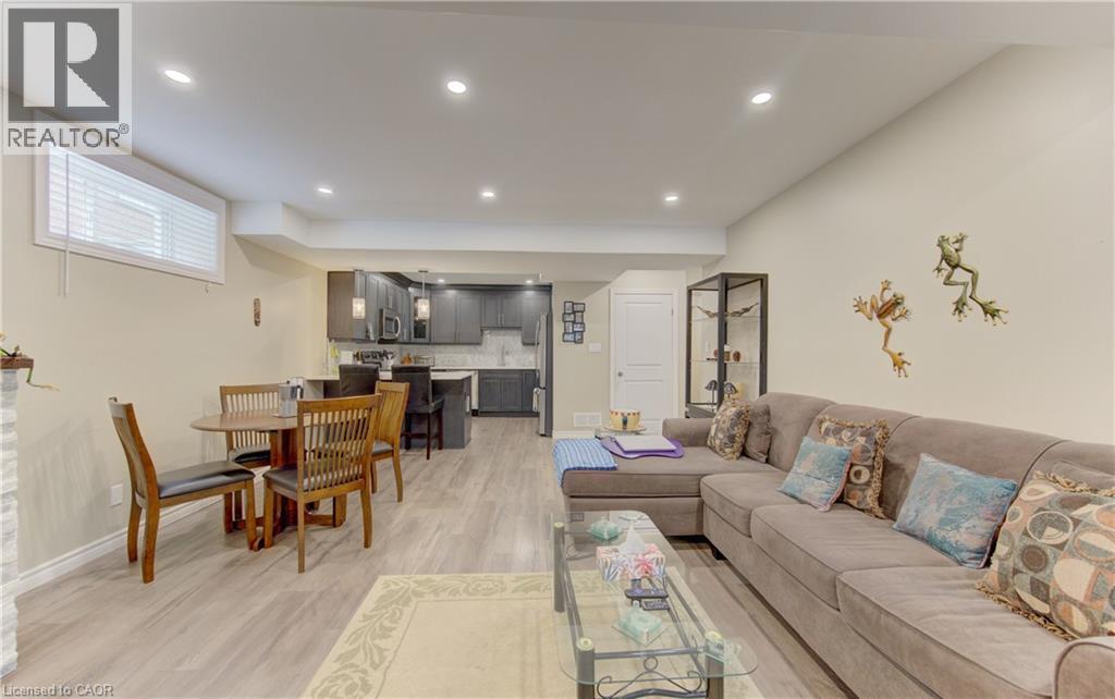 












369 ZELLER Drive

,
Kitchener,




Ontario
N2A0A3

