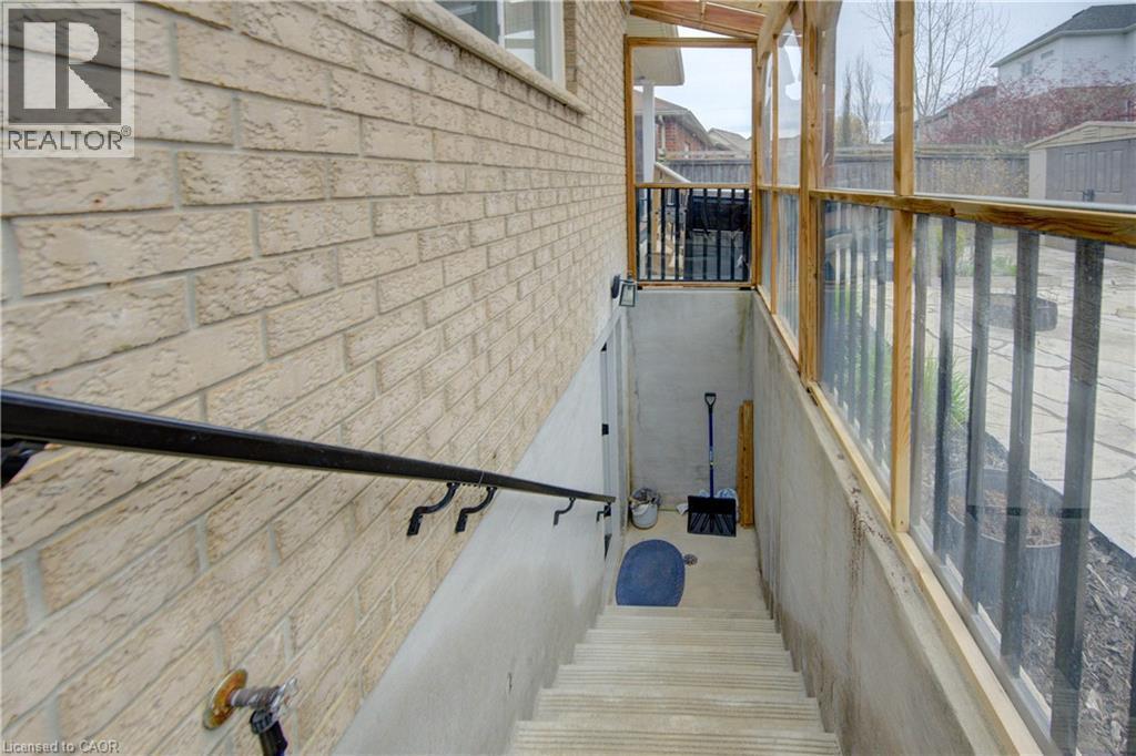 












369 ZELLER Drive

,
Kitchener,




Ontario
N2A0A3

