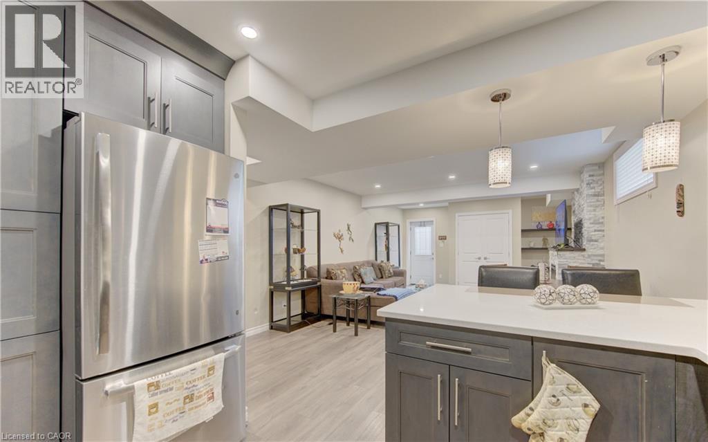 












369 ZELLER Drive

,
Kitchener,




Ontario
N2A0A3

