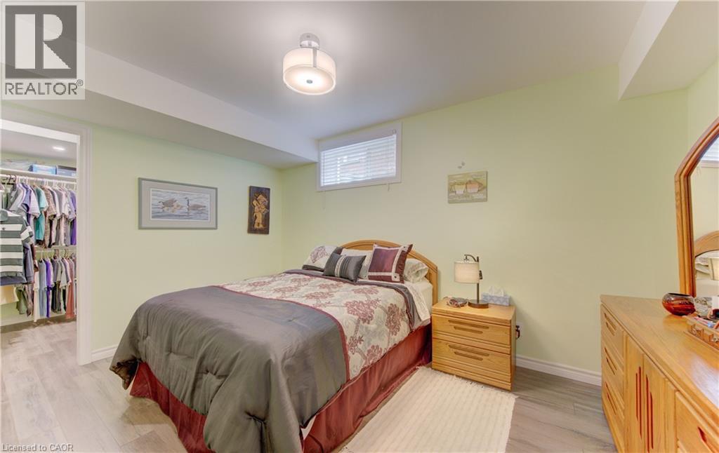 












369 ZELLER Drive

,
Kitchener,




Ontario
N2A0A3

