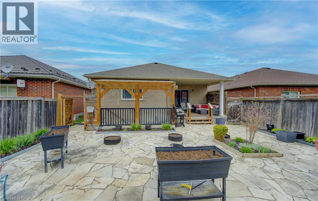 












369 ZELLER Drive

,
Kitchener,




Ontario
N2A0A3

