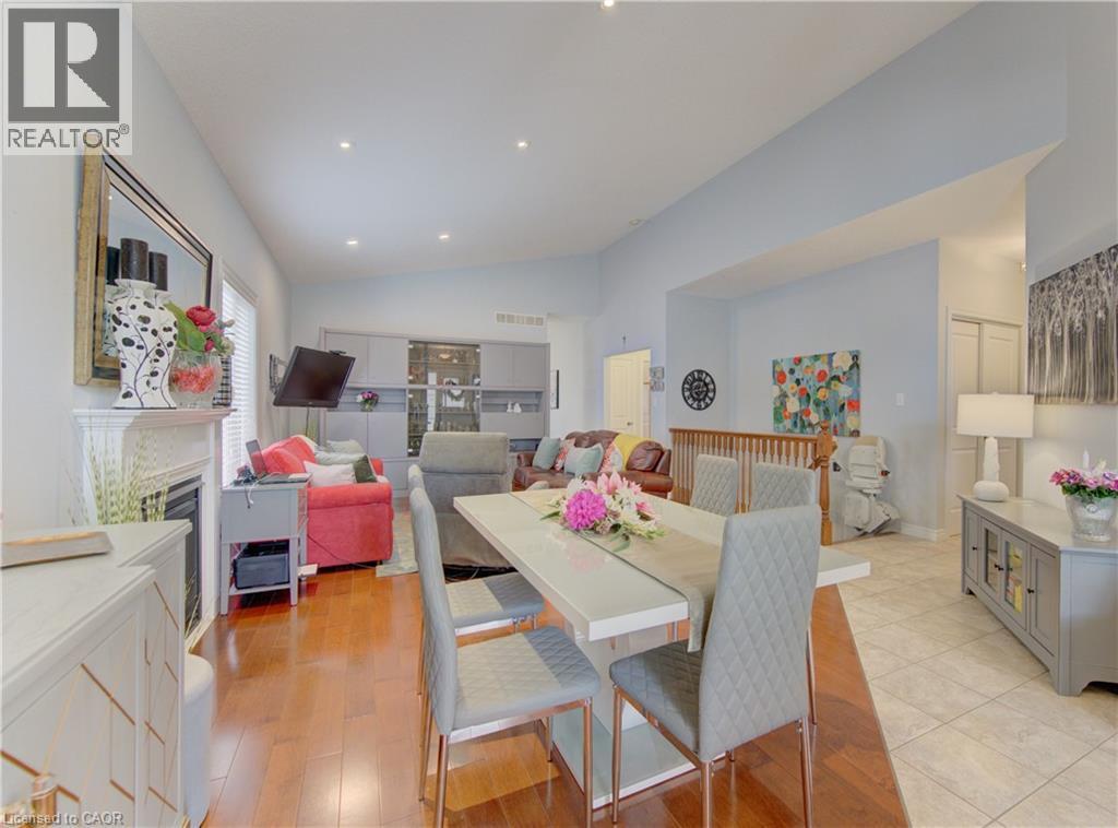 












369 ZELLER Drive

,
Kitchener,




Ontario
N2A0A3

