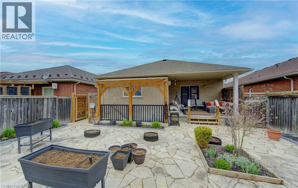












369 ZELLER Drive

,
Kitchener,




Ontario
N2A0A3

