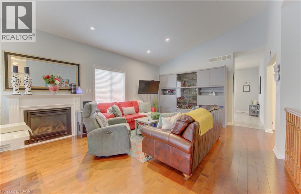 












369 ZELLER Drive

,
Kitchener,




Ontario
N2A0A3

