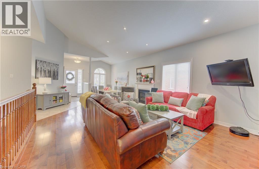 












369 ZELLER Drive

,
Kitchener,




Ontario
N2A0A3

