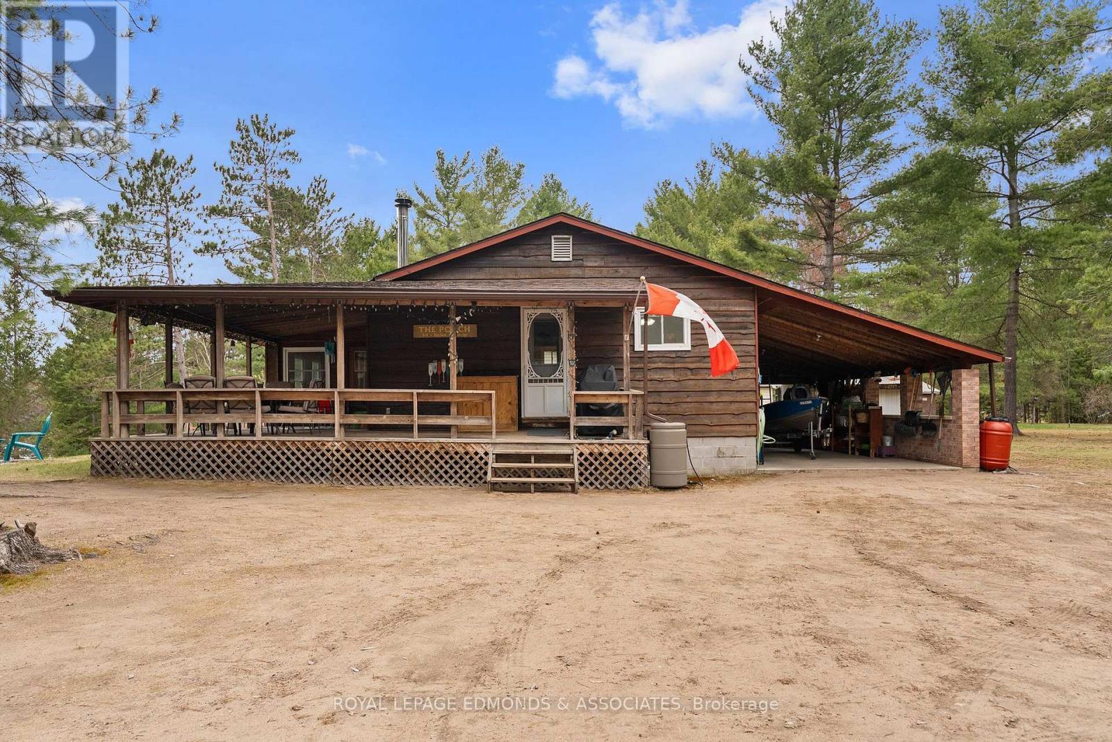 












626 PECOSKIE DRIVE

,
Killaloe, Hagarty and Richards,




Ontario
K0J2A0

