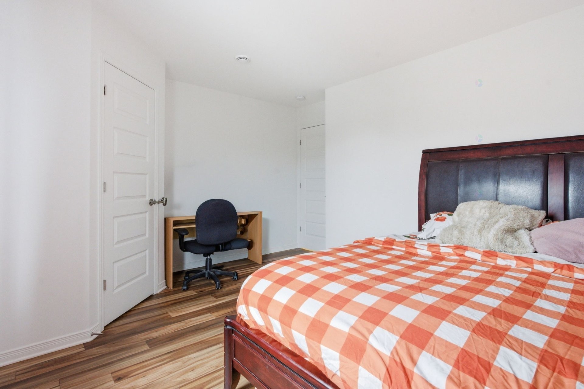 









51


Rue du Campagnard

,
Gatineau (Gatineau),




QC
J8P0M1

