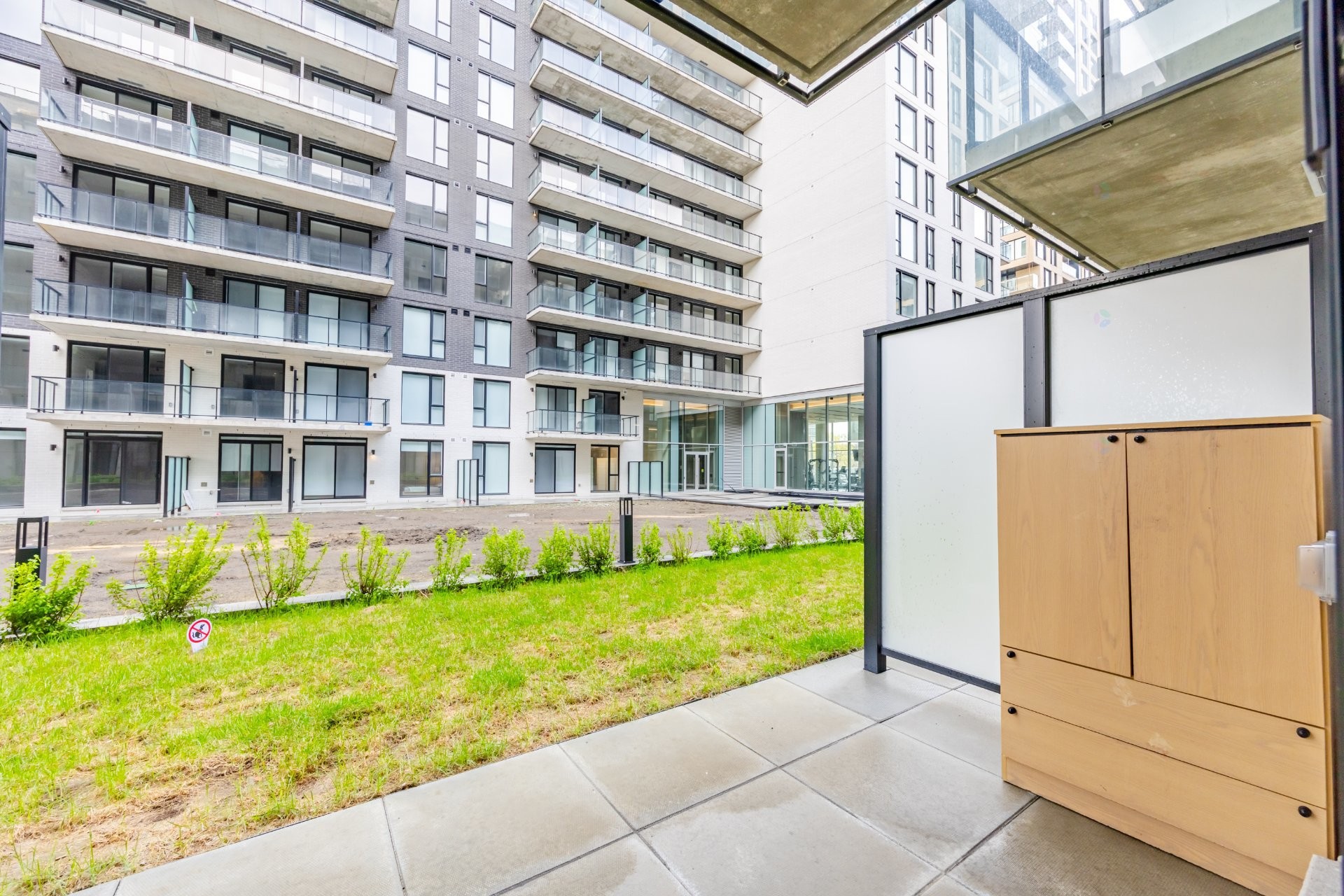 









1485


Rue des Bassins

, 108,
Montréal (Le Sud-Ouest),




QC
H3C1B7

