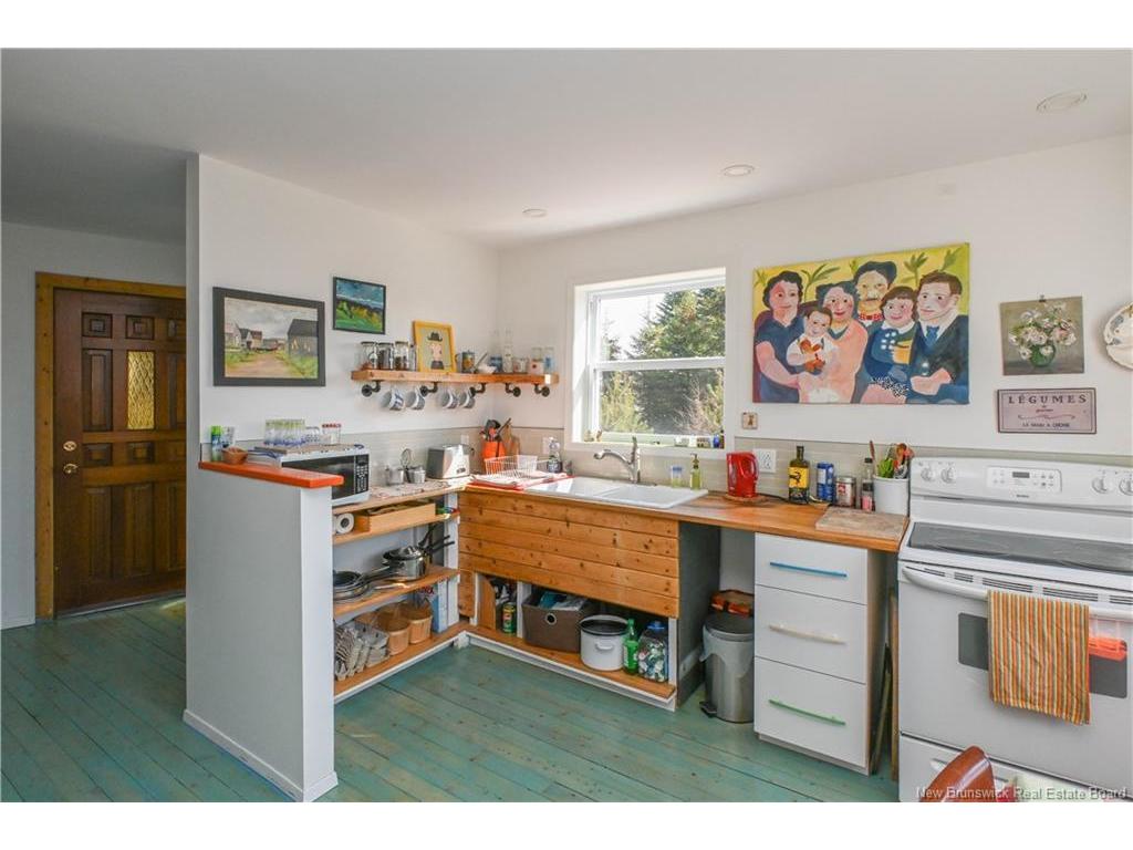 









660


Saint-Pierre Ouest

BLVD,
Caraquet,




NB
E1W 1A2

