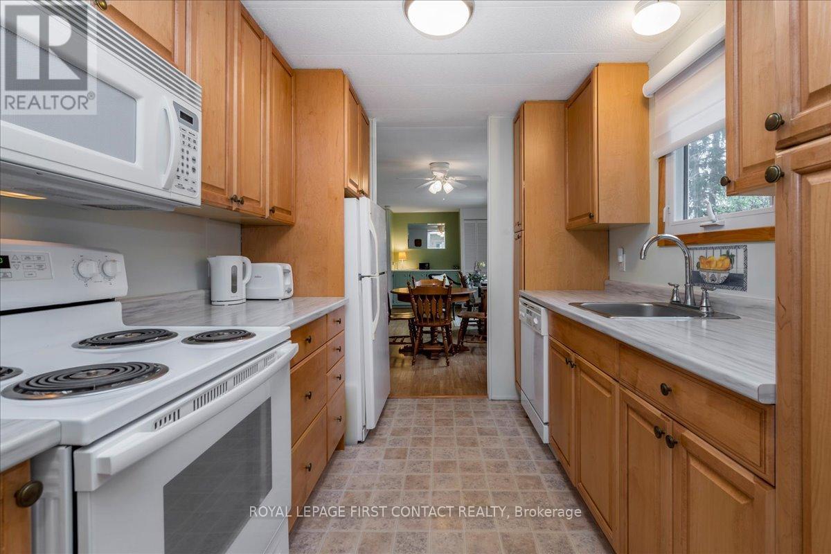 












1 JUNIPER COURT

,
Innisfil,




Ontario
L9S1N2

