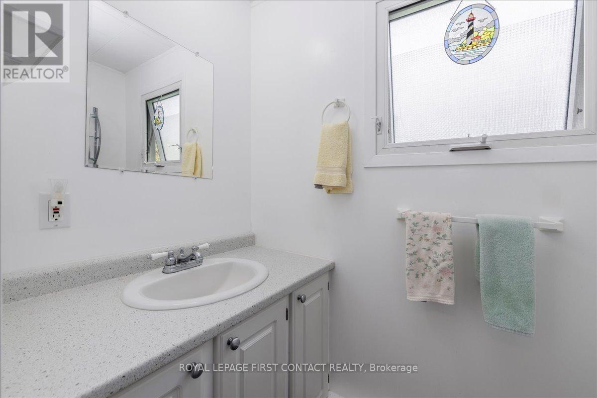 












1 JUNIPER COURT

,
Innisfil,




Ontario
L9S1N2

