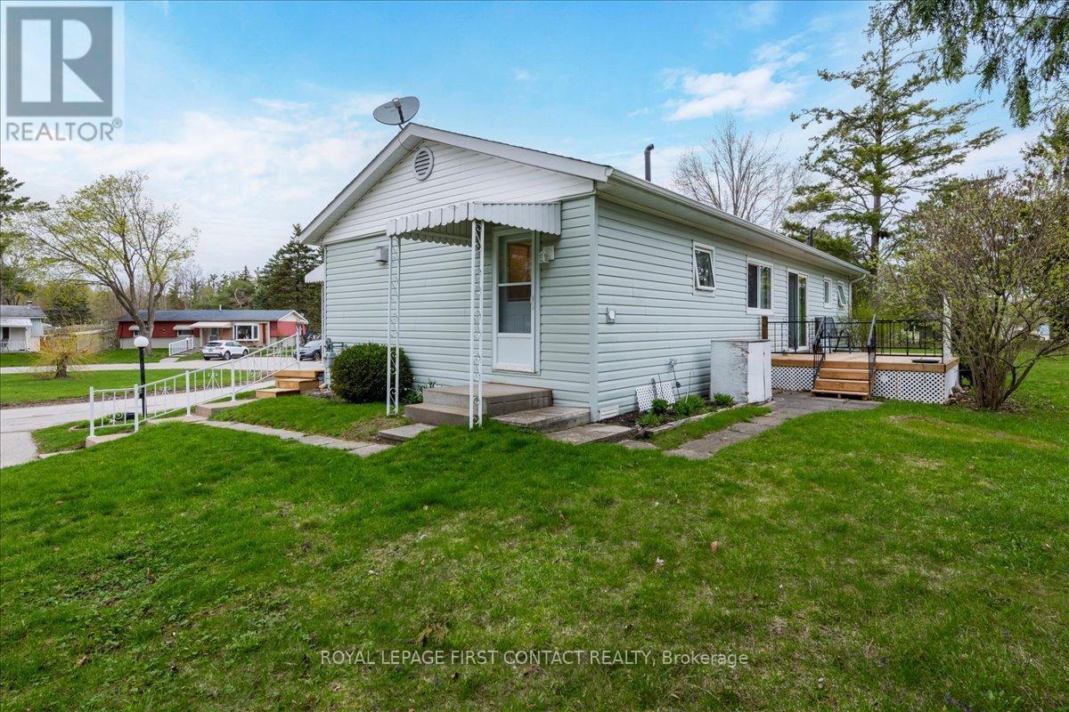 












1 JUNIPER COURT

,
Innisfil,




Ontario
L9S1N2


