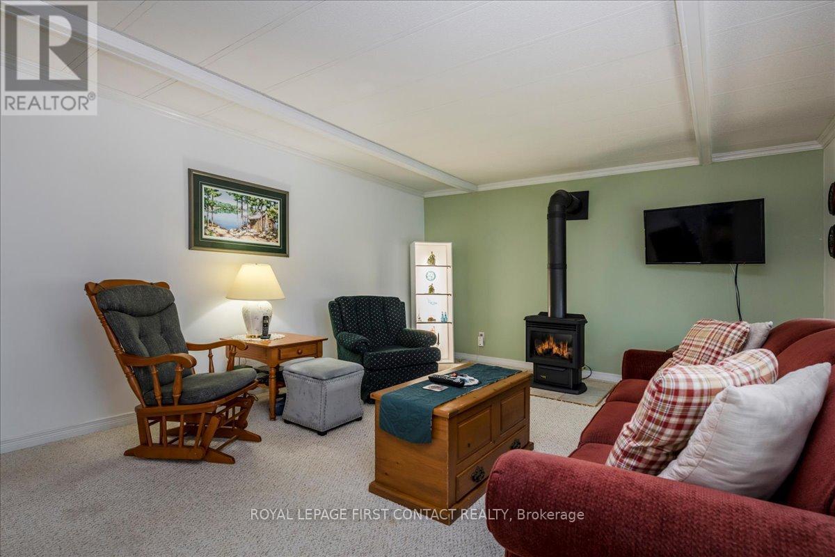 












1 JUNIPER COURT

,
Innisfil,




Ontario
L9S1N2

