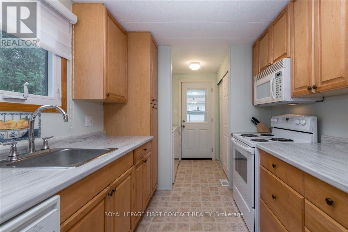












1 JUNIPER COURT

,
Innisfil,




Ontario
L9S1N2

