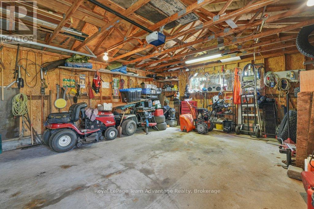 












11 BIRCH LANE

,
McDougall,




Ontario
P2A2W7

