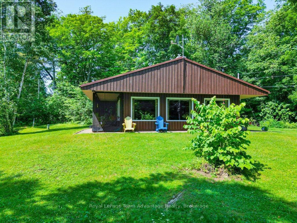 












11 BIRCH LANE

,
McDougall,




Ontario
P2A2W7


