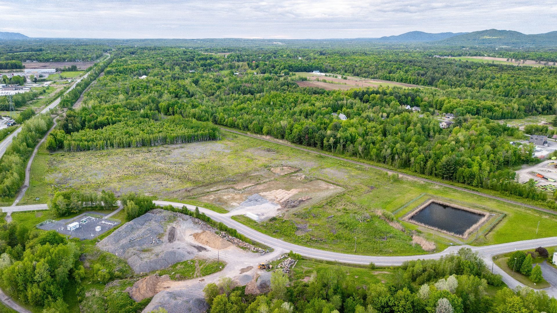 









233


Ch. Brosseau

,
Cowansville,







QC
J2K3G6

