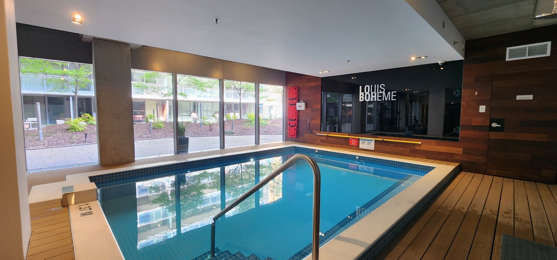 









350


Boul. De Maisonneuve O.

, 1505,
Montréal (Ville-Marie),




QC
H3A1L6

