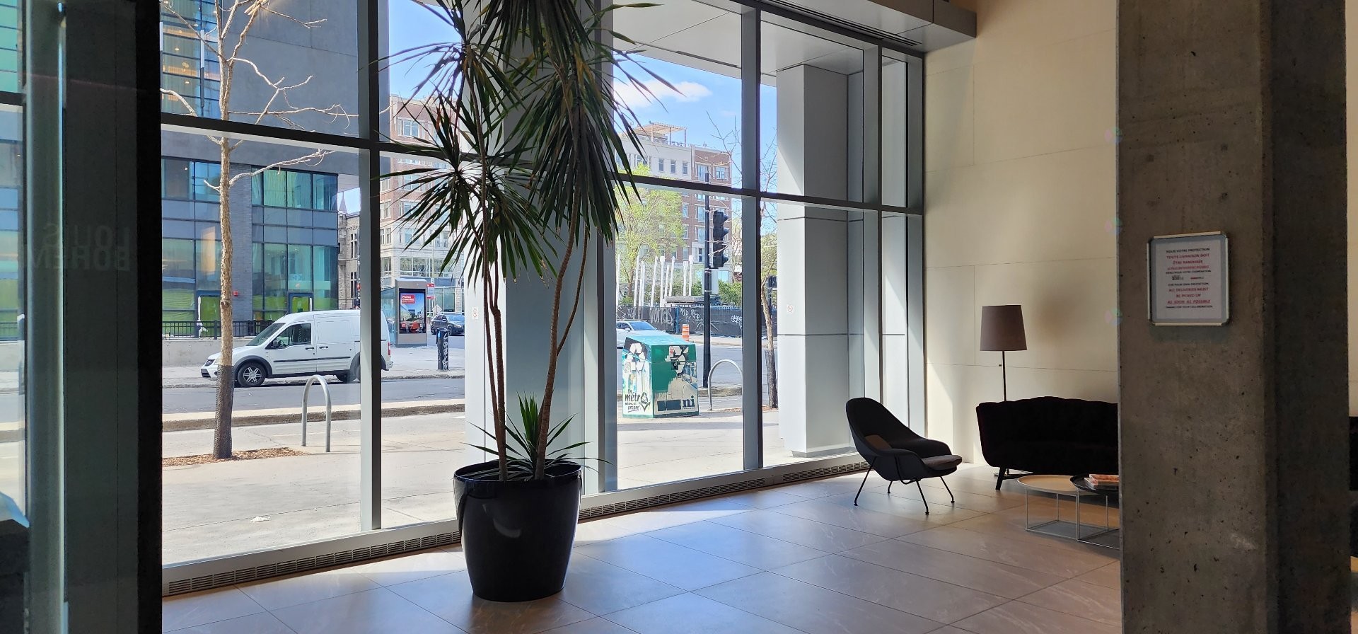 









350


Boul. De Maisonneuve O.

, 1505,
Montréal (Ville-Marie),




QC
H3A1L6

