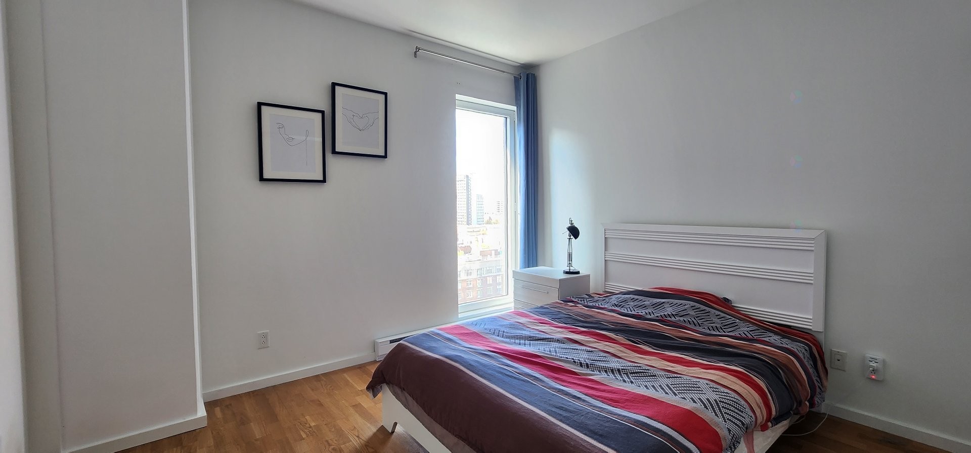 









350


Boul. De Maisonneuve O.

, 1505,
Montréal (Ville-Marie),




QC
H3A1L6

